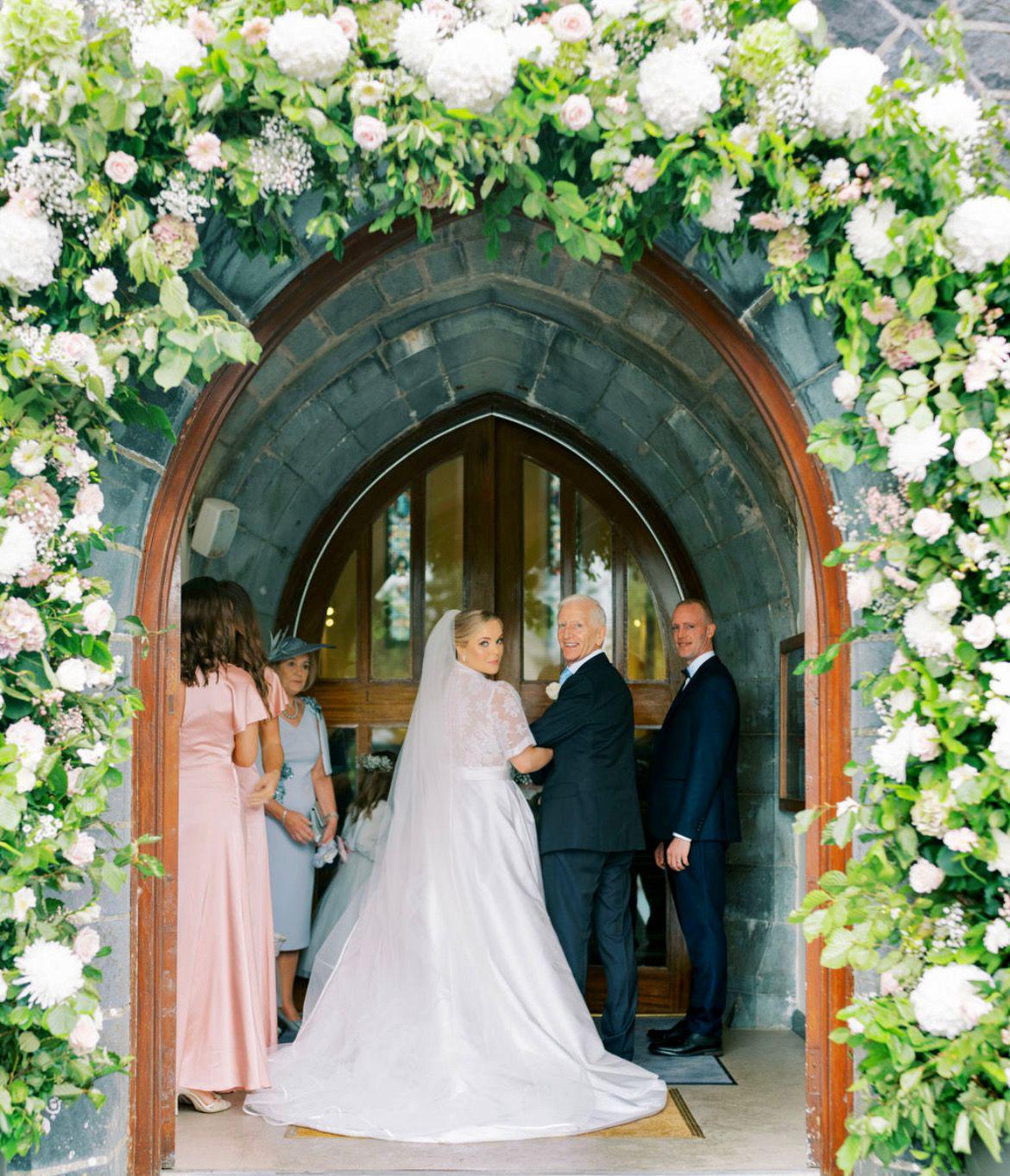 Bride arriving at church